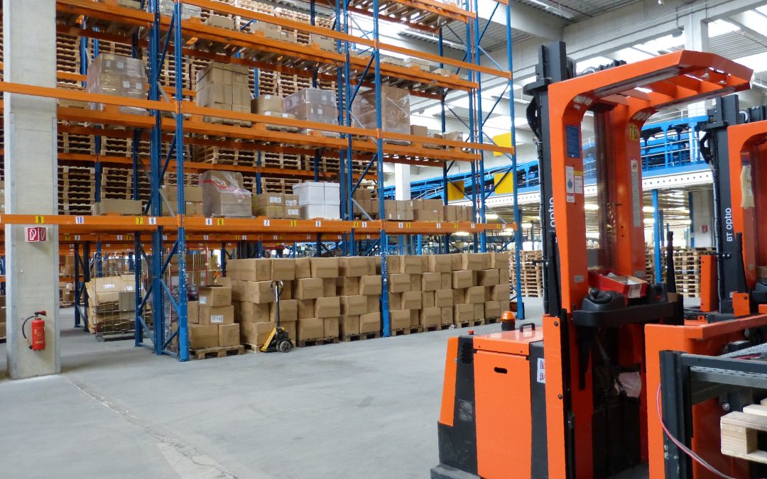 Essential Safety Tips When Operating a Forklift Melbourne VIC in Your Workplace